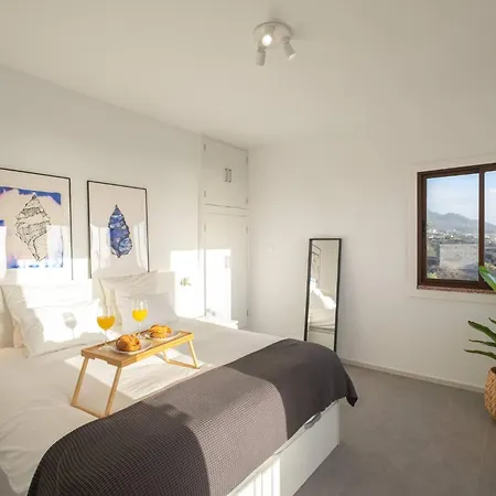 Finca Huellas - Moderno Apartamento Con Vistas Al Mar Y Al Volcan Apartment *